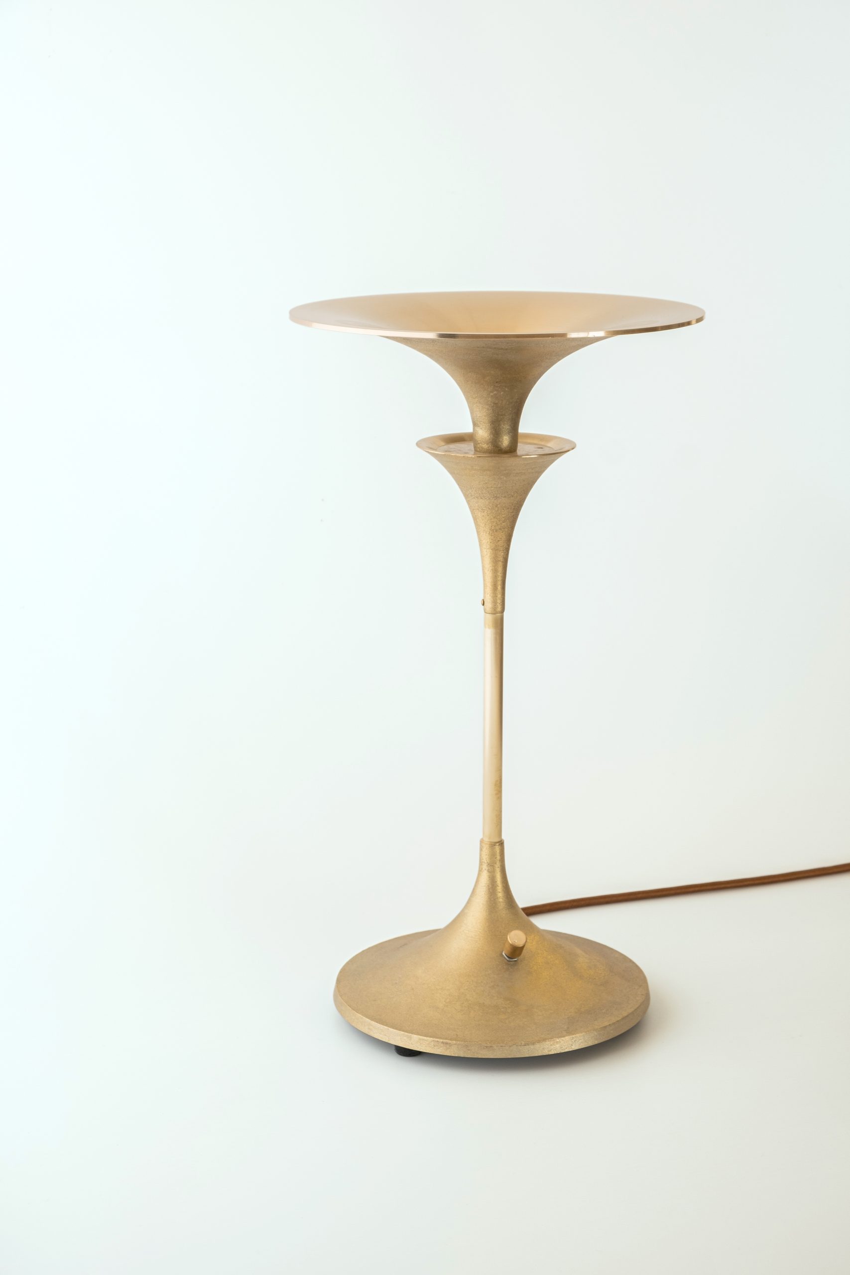 新商品発売】アンビエントランプ ファウンテン テーブルランプ｜NEWS